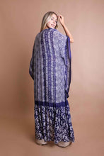 Load image into Gallery viewer, Paisley Tapestry Free Flow Kimono