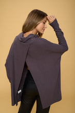 Load image into Gallery viewer, Long Sleeve Open Back Pullover Top