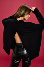 Load image into Gallery viewer, Long Sleeve Open Back Pullover Top
