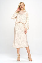 Load image into Gallery viewer, Star Print Satin Ruffle Mock Neck Top