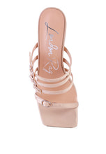 Load image into Gallery viewer, NYLE PLATFORM HEELED SANDALS