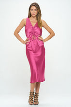 Load image into Gallery viewer, Solid Stretch Satin Midi Skirt