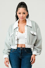 Load image into Gallery viewer, ATHINA CASUAL DENIM CONTRAST FUR CROP JACKET
