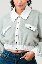 Load image into Gallery viewer, ATHINA CASUAL DENIM CONTRAST FUR CROP JACKET
