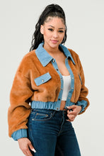 Load image into Gallery viewer, ATHINA CASUAL DENIM CONTRAST FUR CROP JACKET