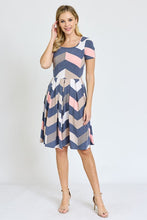 Load image into Gallery viewer, Chevron Pleated Midi Dress
