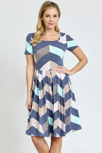Load image into Gallery viewer, Chevron Pleated Midi Dress