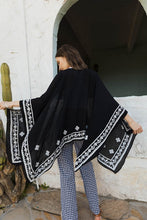 Load image into Gallery viewer, Floral Embroidered Sleeves Kimono