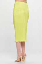 Load image into Gallery viewer, Citron Solid Plisse Midi Skirt