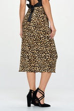 Load image into Gallery viewer, Leopard Print Plisse Midi Skirt