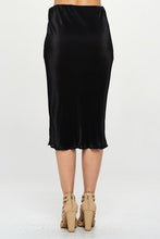Load image into Gallery viewer, Black Plisse Midi Skirt