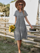 Load image into Gallery viewer, Kelly Plaid Short Sleeve Midi Dress