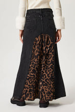 Load image into Gallery viewer, Slit Leopard Midi Denim Skirt