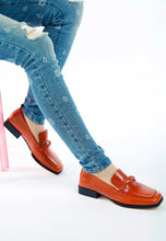 Load image into Gallery viewer, Hostess Genuine Leather Braided Loafers