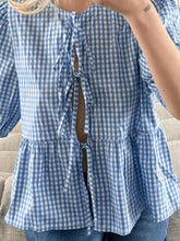 Load image into Gallery viewer, Sara Marie Long Sleeve Blouse