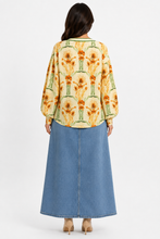 Load image into Gallery viewer, Maggie Floral Print V Neck Long Sleeve Shirt