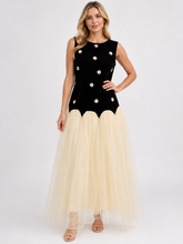 Load image into Gallery viewer, Macy Contrast Flower Sleeveless Tulle Maxi Dress