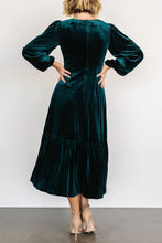 Load image into Gallery viewer, Vivian Long Sleeve Midi Velvet Dress