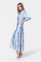 Load image into Gallery viewer, Audrey Dress Long Sleeve (Blue Pattern)