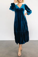 Load image into Gallery viewer, Vivian Long Sleeve Midi Velvet Dress
