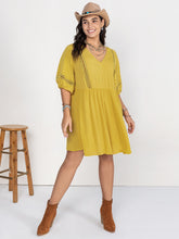 Load image into Gallery viewer, Swiss Dot Half Sleeve Dress