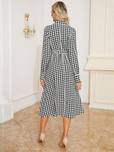Load image into Gallery viewer, Katrina Long Sleeve Midi Dress