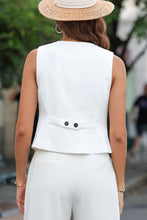 Load image into Gallery viewer, Lucy Pocketed Button-Up Vest