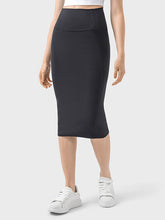 Load image into Gallery viewer, Essential Midi Skirt