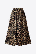 Load image into Gallery viewer, Leopard Print Midi Skirt
