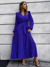 Load image into Gallery viewer, Sophia Maxi Dress