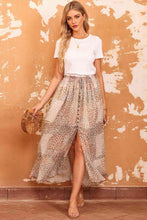 Load image into Gallery viewer, Floral Buttoned Front Slit Skirt