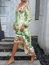 Load image into Gallery viewer, Vicky Frill Trim Dress