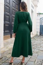 Load image into Gallery viewer, Eveyln Maxi Dress