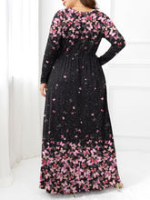 Load image into Gallery viewer, Plus Size Round Neck Maxi Dress with Pockets