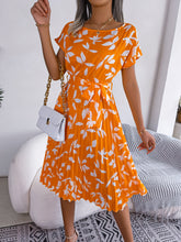 Load image into Gallery viewer, Printed Round Neck Short Sleeve Pleated Dress