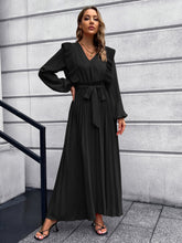 Load image into Gallery viewer, Sophia Maxi Dress