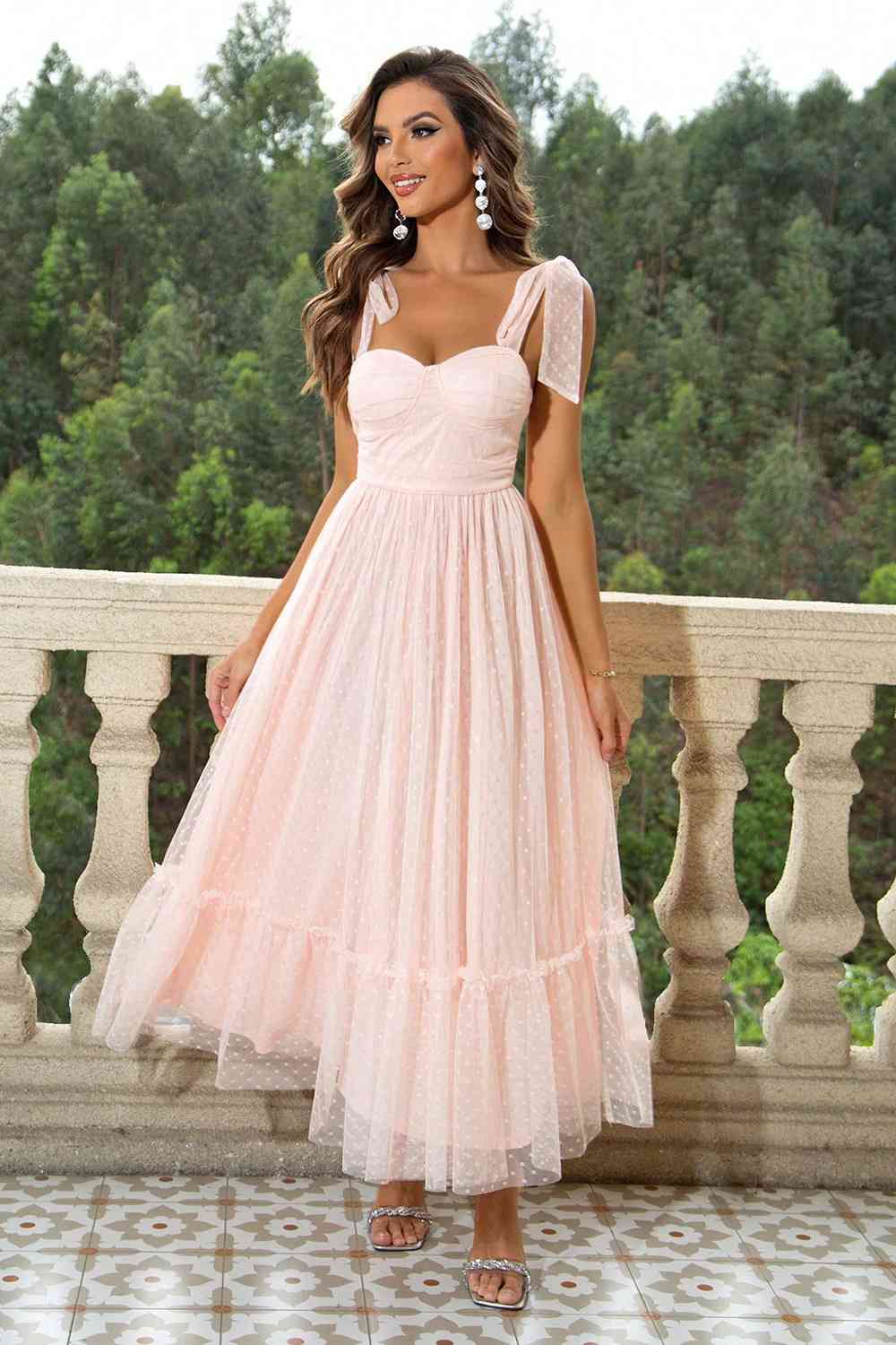 Sweetheart neckline dress on sale