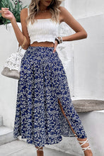 Load image into Gallery viewer, Ditsy Floral Slit High Waist Skirt