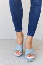Load image into Gallery viewer, Misty Blue Platform Sandals