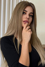 Load image into Gallery viewer, Macey Synthetic Wig