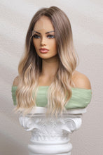 Load image into Gallery viewer, Carly Synthetic Wig