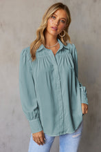 Load image into Gallery viewer, Gathered Detail Puff Sleeve Shirt