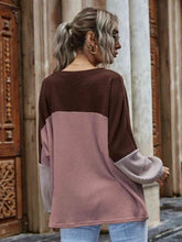 Load image into Gallery viewer, Color Block Waffle-Knit Top