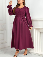 Load image into Gallery viewer, Wanda Maxi Dress