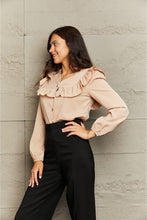 Load image into Gallery viewer, Vero Ruffled Button Down Shirt