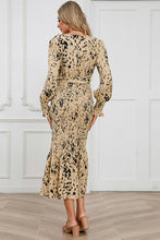 Load image into Gallery viewer, Great Grace Midi Dress