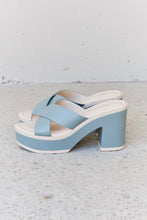 Load image into Gallery viewer, Misty Blue Platform Sandals