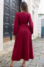 Load image into Gallery viewer, Eveyln Maxi Dress