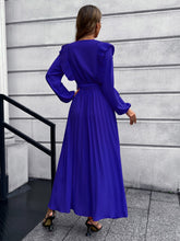 Load image into Gallery viewer, Sophia Maxi Dress