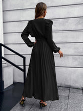 Load image into Gallery viewer, Sophia Maxi Dress